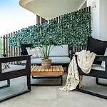 Inf33K- Stunning City Apartment Close To Beaches